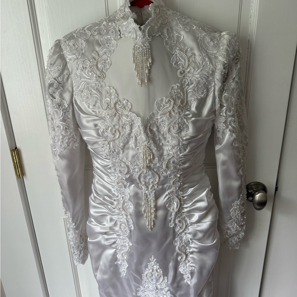 Elegant White Lace Women's Dress Wedding Dress